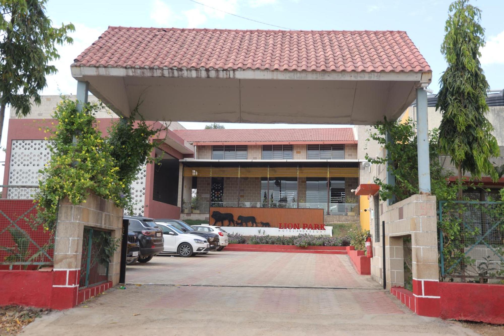 Lion Park Hotel & Resorts Sasan Gir Exterior photo